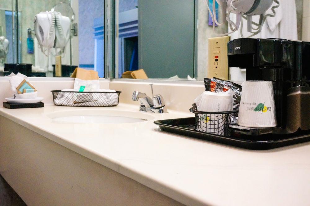 Travelodge Hotel At Lax Los Angeles Extérieur photo
