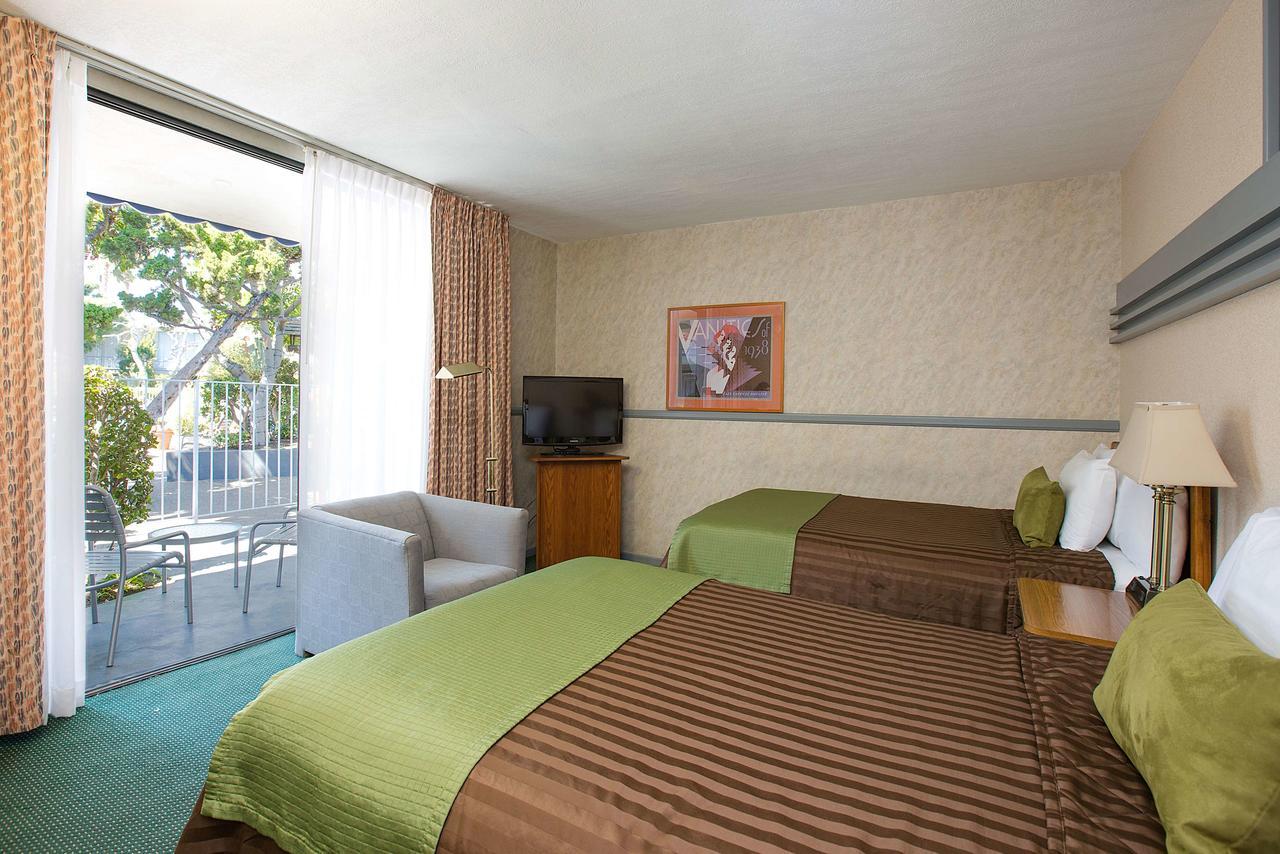 Travelodge Hotel At Lax Los Angeles Extérieur photo