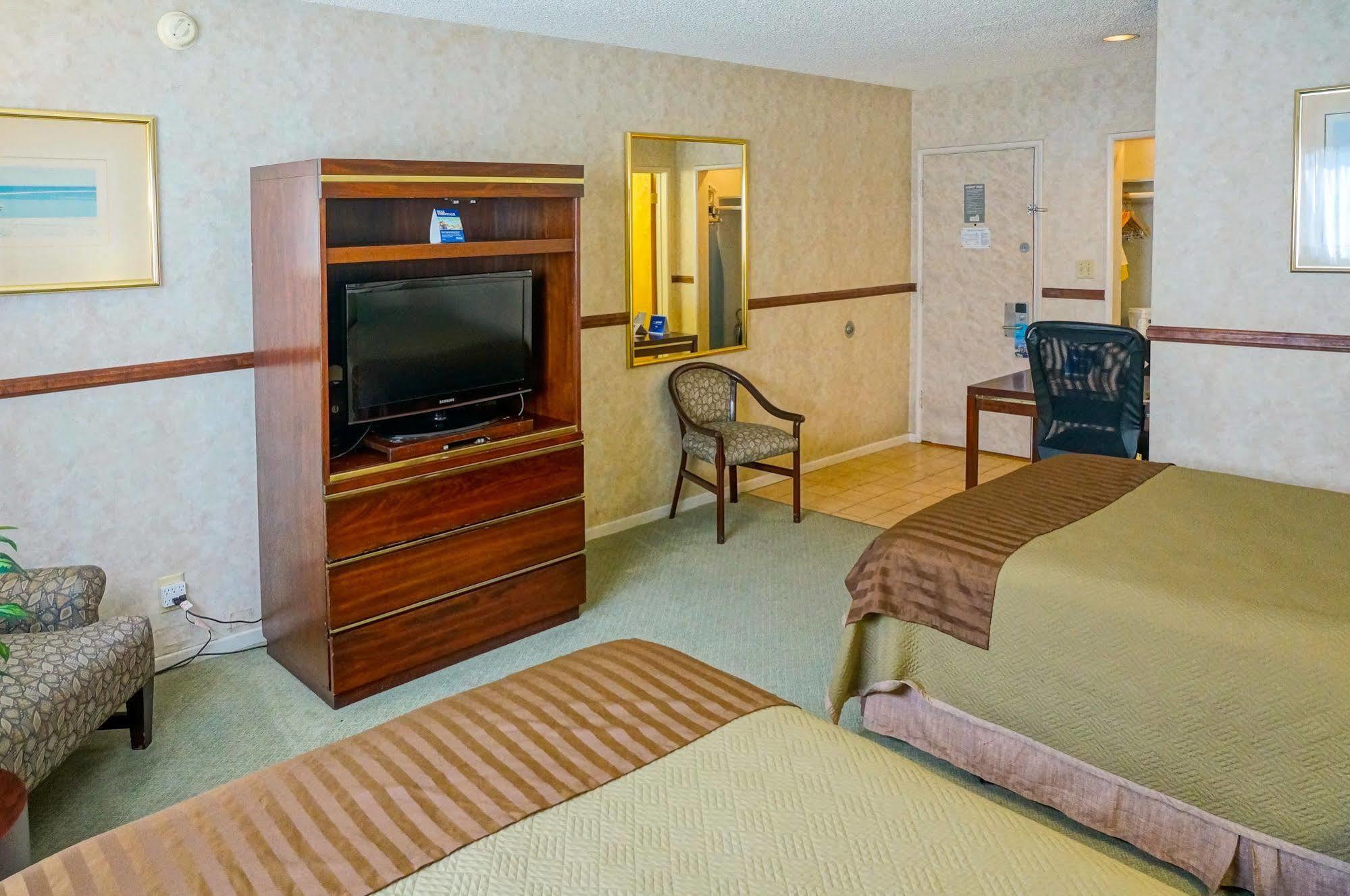 Travelodge Hotel At Lax Los Angeles Extérieur photo