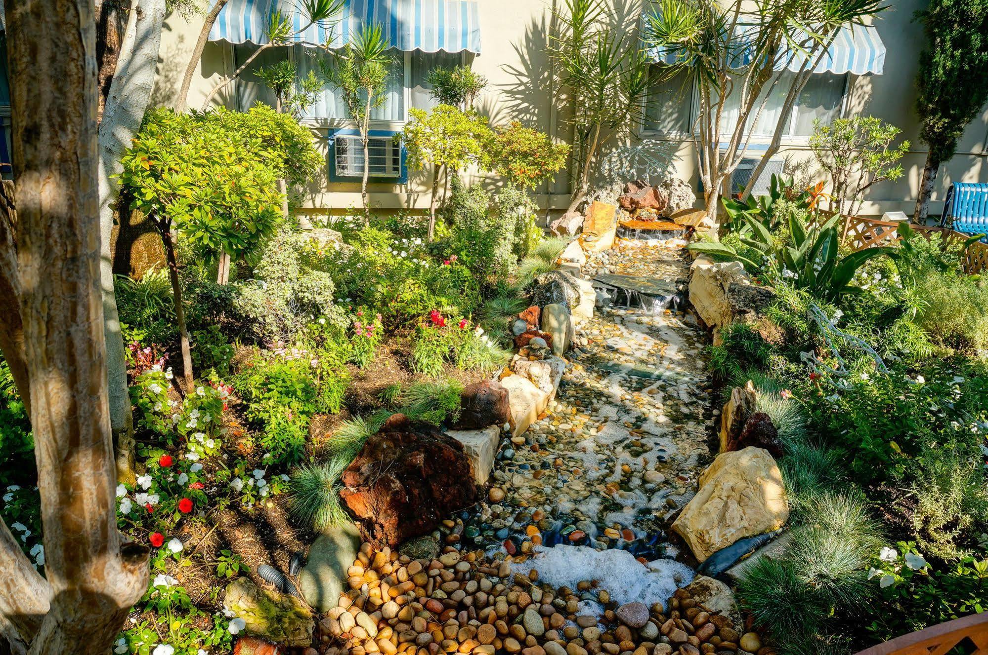 Travelodge Hotel At Lax Los Angeles Extérieur photo